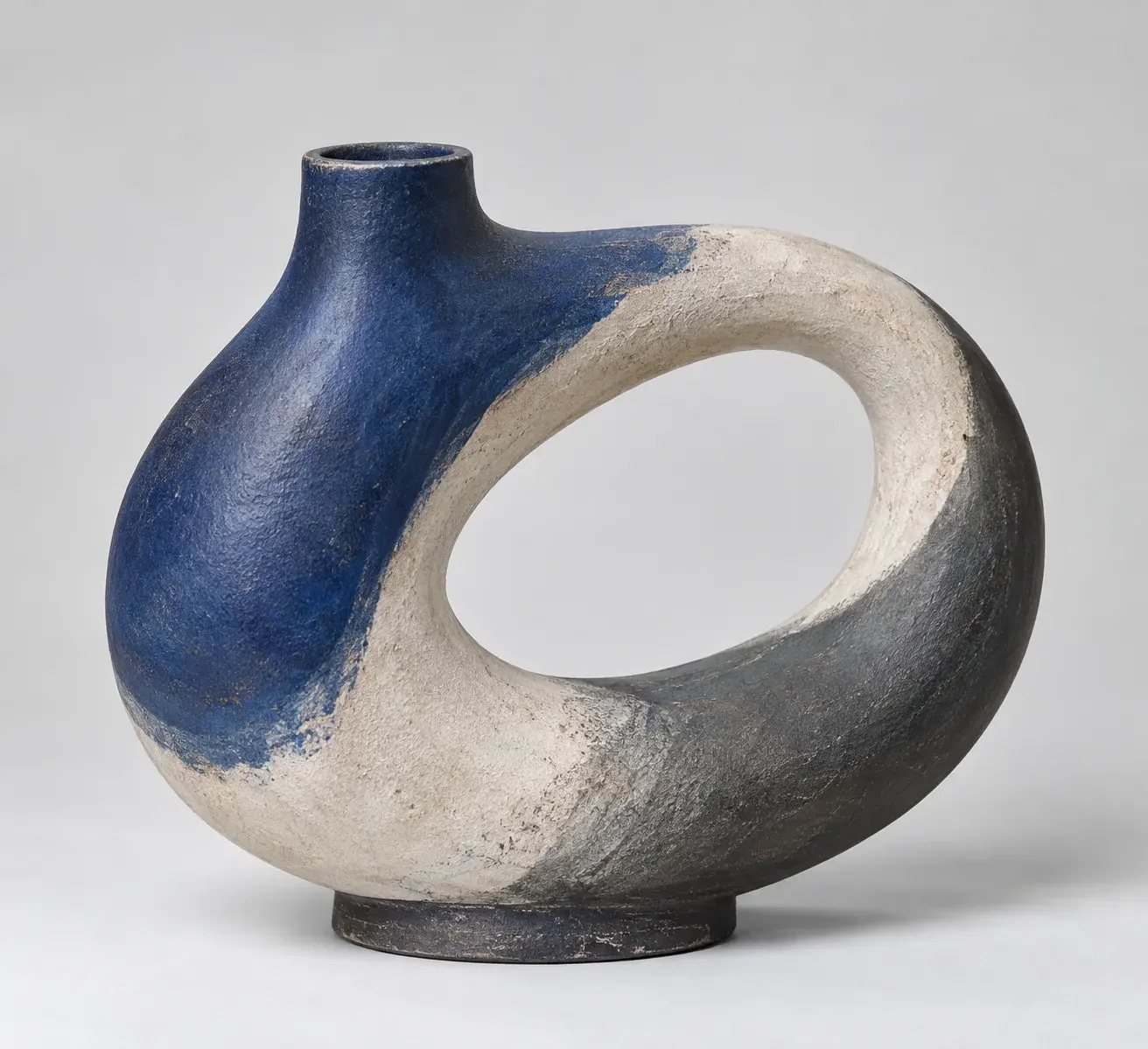 Cobalt Loop Vessel · Harbor Cut