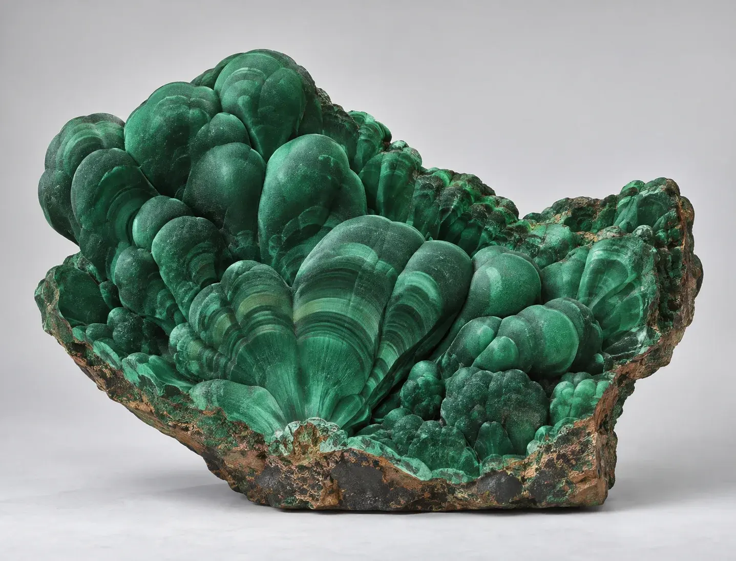 Malachite Fan Specimen · Quiet Geometry
